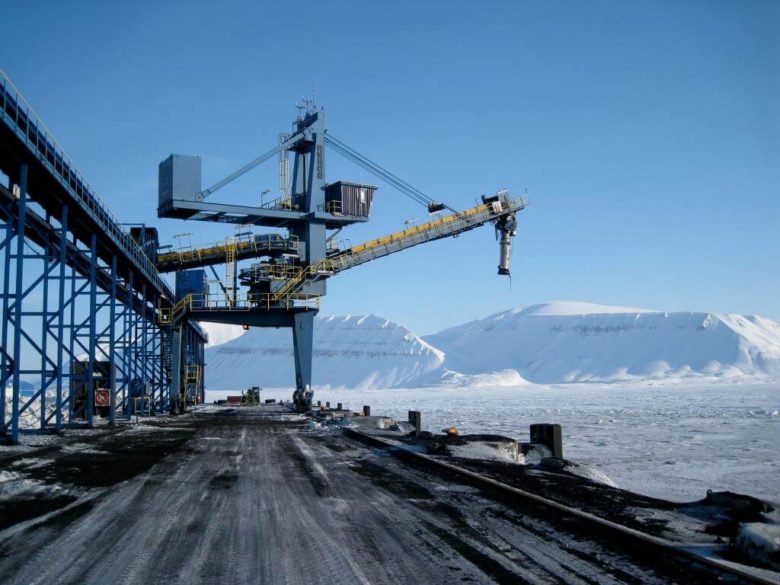 Cargador de barcos para carbón